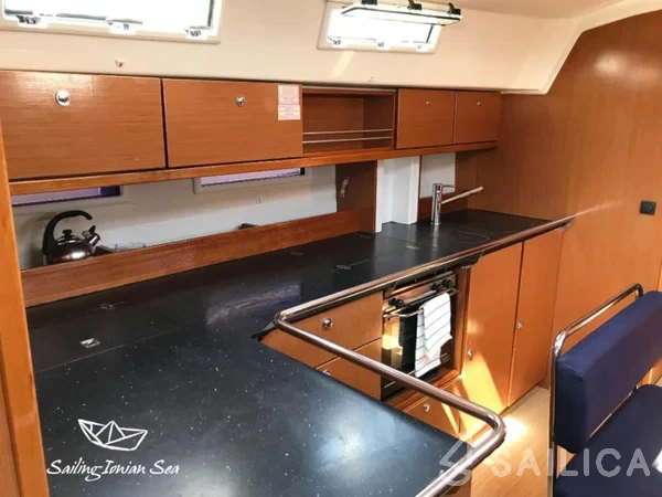 Bavaria 45 Cruiser - Yacht Charter Sailica
