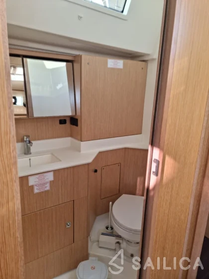 Bavaria C45 - Yacht Charter Sailica