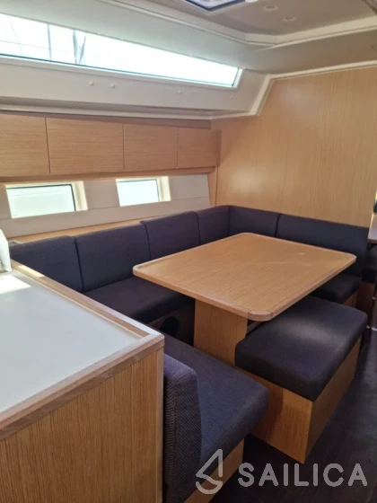 Bavaria C45 - Yacht Charter Sailica