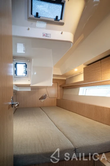 Bavaria C45 - Yacht Charter Sailica