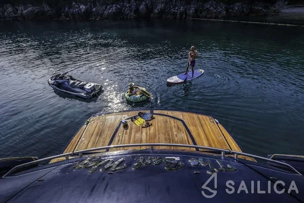 Sunseeker 86 - Yacht Charter Sailica