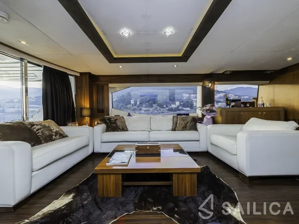 Sunseeker 86 - Yacht Charter Sailica