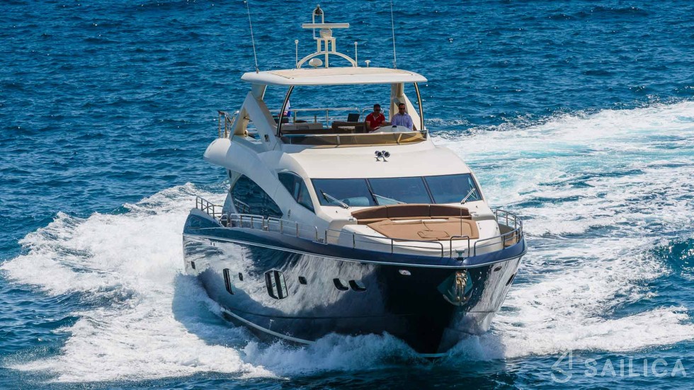 Sunseeker 86 - Yacht Charter Sailica