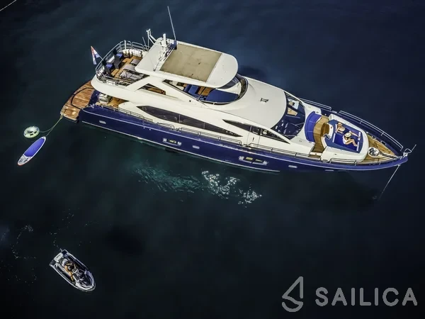 Sunseeker 86 - Yacht Charter Sailica