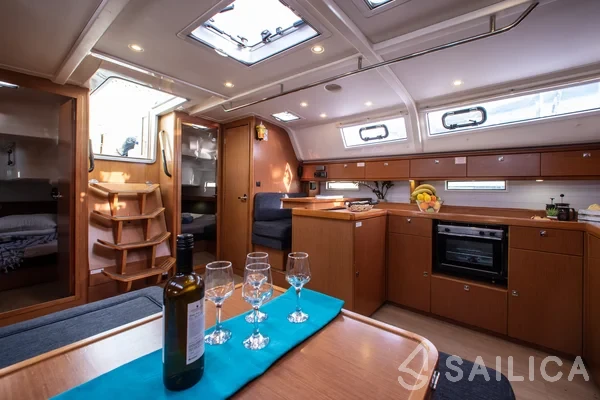 Bavaria 51 Cruiser - Yacht Charter Sailica