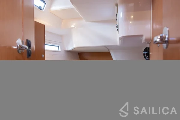 Bavaria 51 Cruiser - Yacht Charter Sailica