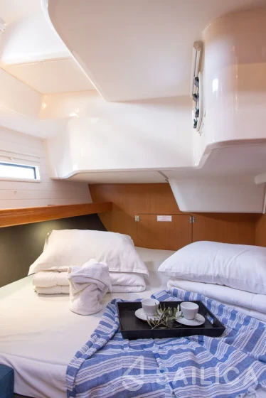 Bavaria 51 Cruiser - Yacht Charter Sailica
