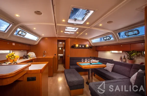 Bavaria 51 Cruiser - Yacht Charter Sailica
