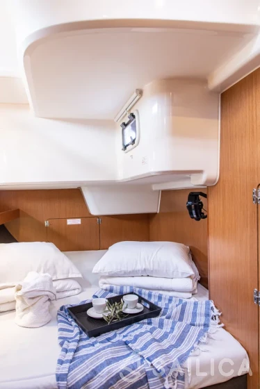 Bavaria 51 Cruiser - Yacht Charter Sailica