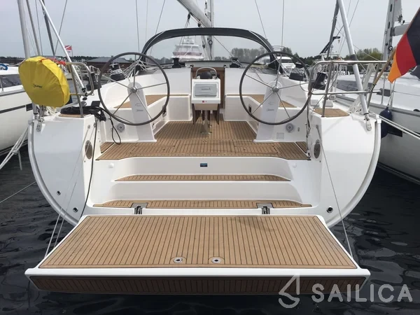 Bavaria 51 Cruiser - Yacht Charter Sailica