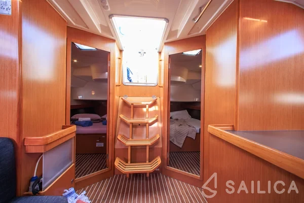 Bavaria 46 Cruiser - Photo #87 Bavaria 46 Cruiser - Yacht Charter Sailica