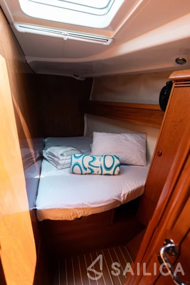 Sun Odyssey 49DS - Yacht Charter Sailica