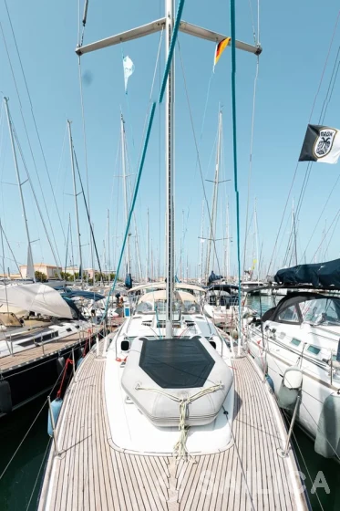Sun Odyssey 49DS - Yacht Charter Sailica