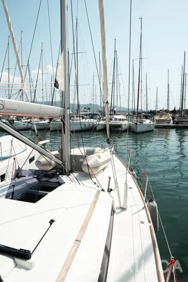 Sun Odyssey 419 - Yacht Charter Sailica