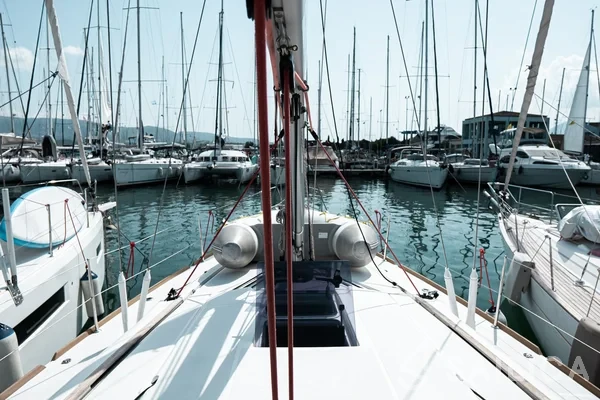 Sun Odyssey 419 - Yacht Charter Sailica