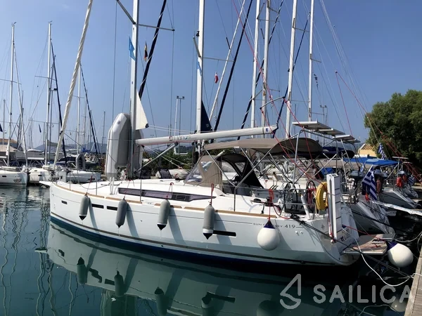 Sun Odyssey 419 - Yacht Charter Sailica