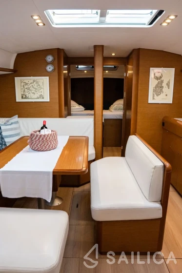Sun Odyssey 479 - Yacht Charter Sailica