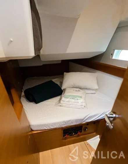 Sun Odyssey 479 - Yacht Charter Sailica