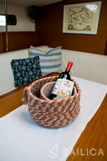 Sun Odyssey 479 - Yacht Charter Sailica