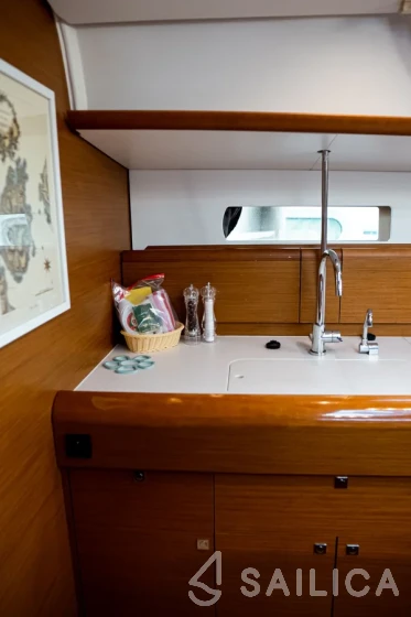 Sun Odyssey 479 - Yacht Charter Sailica