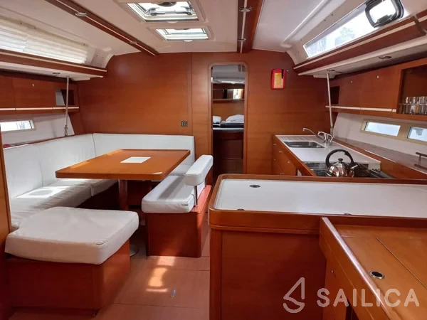 Dufour 445 GL - Yacht Charter Sailica