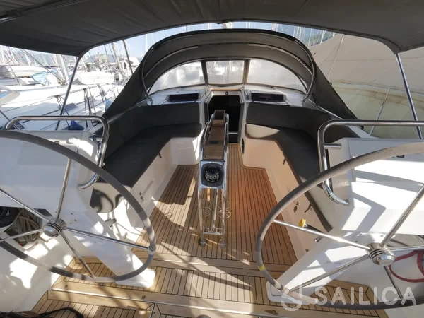 Hanse 455 - Yacht Charter Sailica