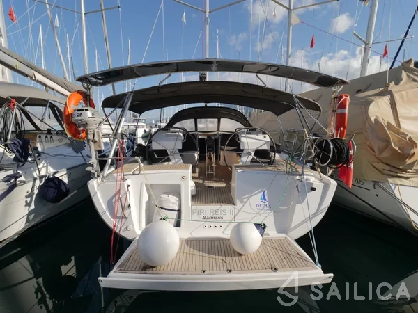 Hanse 455 - Yacht Charter Sailica