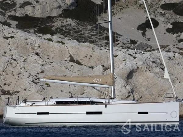 Dufour 410 GL - Yacht Charter Sailica