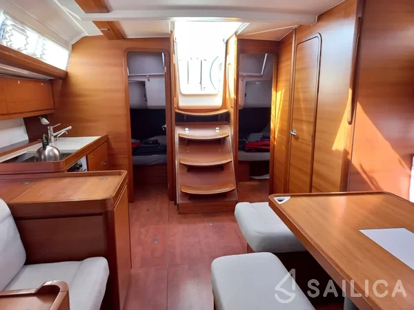 Dufour 410 GL - Yacht Charter Sailica