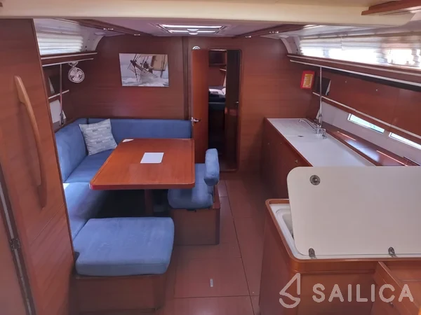 Dufour 450 GL - Yacht Charter Sailica