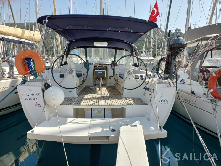 Dufour 450 GL - Yacht Charter Sailica