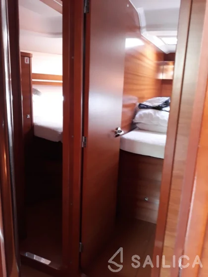 Dufour 450 GL - Yacht Charter Sailica