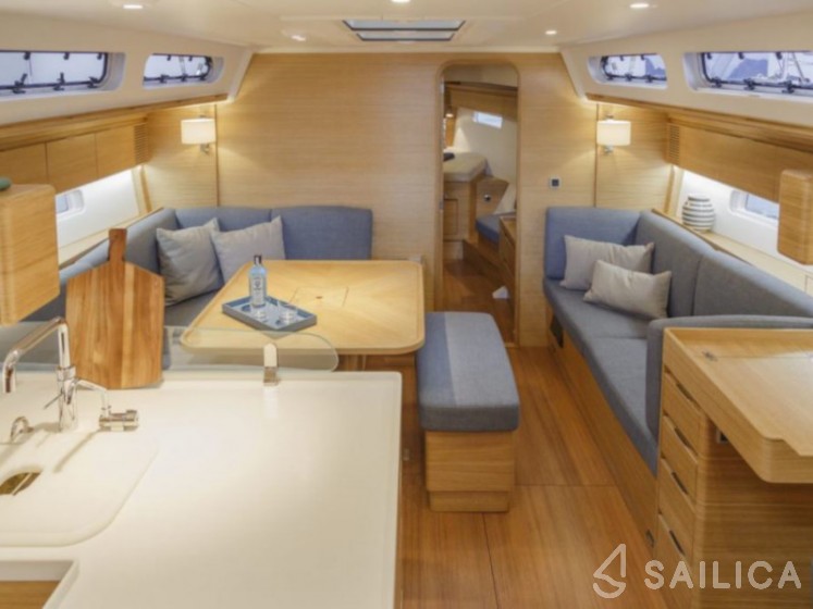 Xc 45 - Yacht Charter Sailica