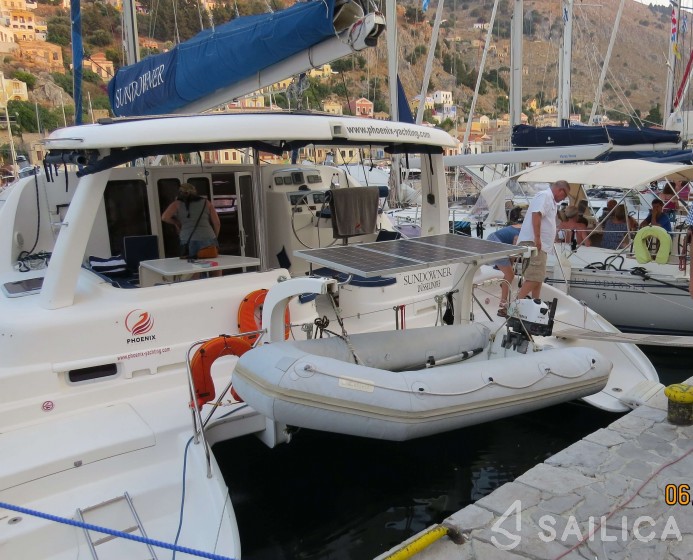 Leopard 4300 - Yacht Charter Sailica