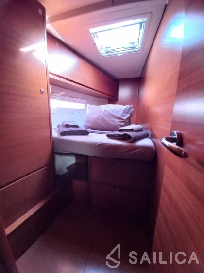 Dufour 500 GL - Yacht Charter Sailica