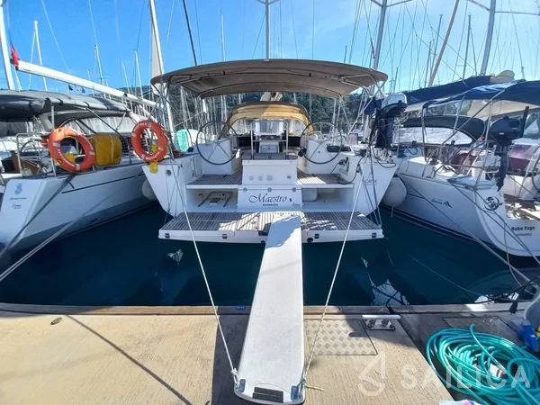 Dufour 500 GL - Yacht Charter Sailica