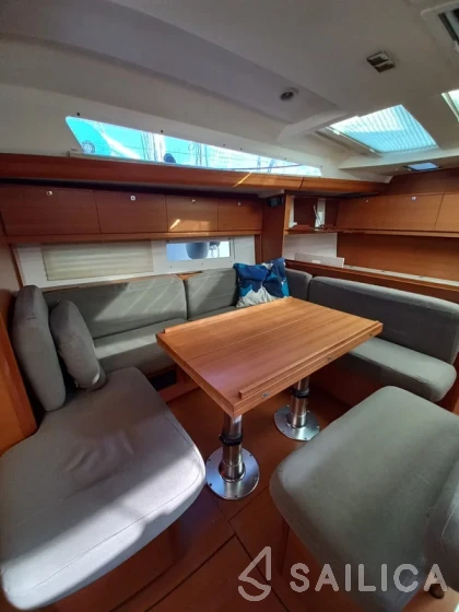 Dufour 500 GL - Yacht Charter Sailica