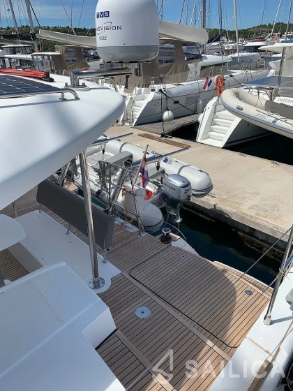Lagoon 450 S - 4 + 2 cab. - Yacht Charter Sailica