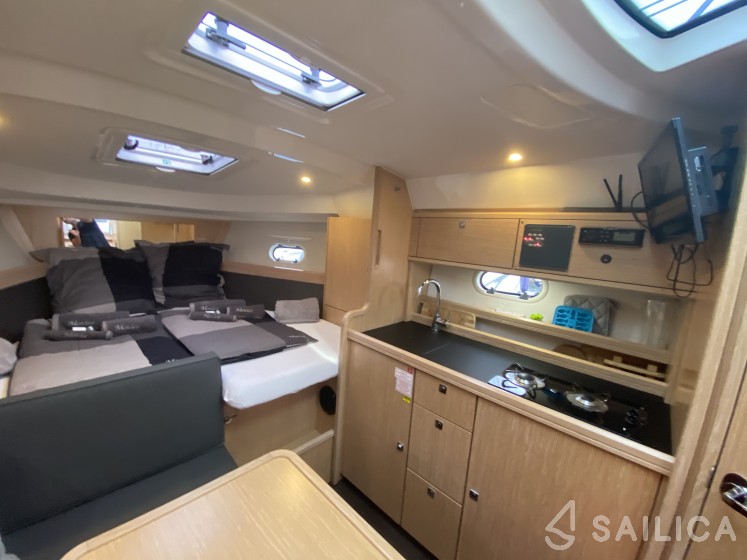 Bavaria S32 Open - Yacht Charter Sailica