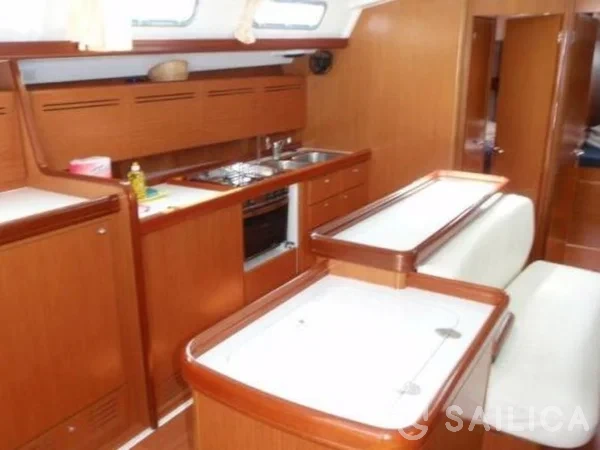 Cyclades 50.5 - Yacht Charter Sailica