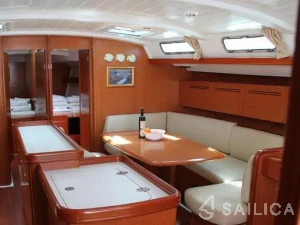 Cyclades 50.5 - Yacht Charter Sailica
