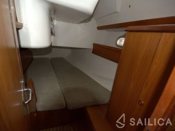 Oceanis 473 - Yacht Charter Sailica