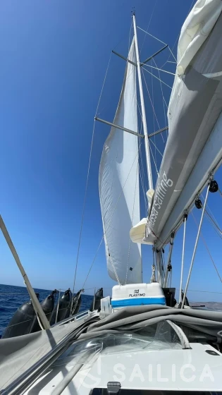 Hanse 418 - Yacht Charter Sailica