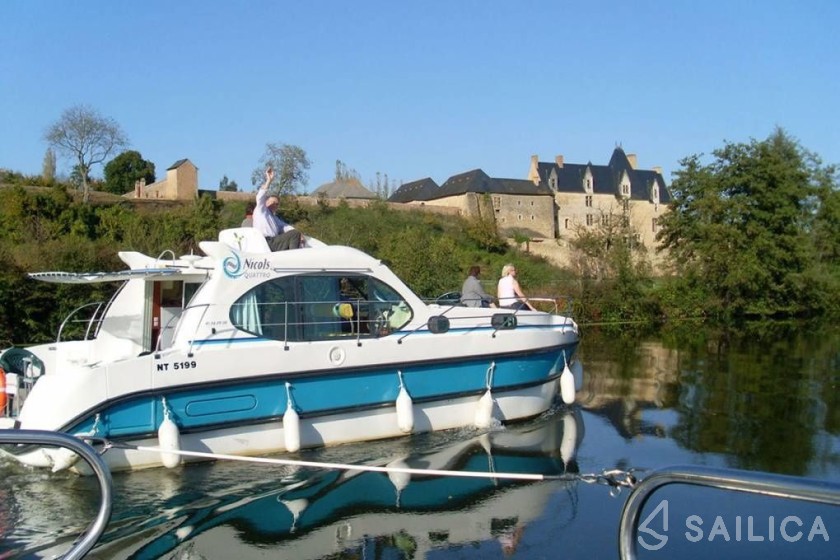 Estivale Quattro - Yacht Charter Sailica