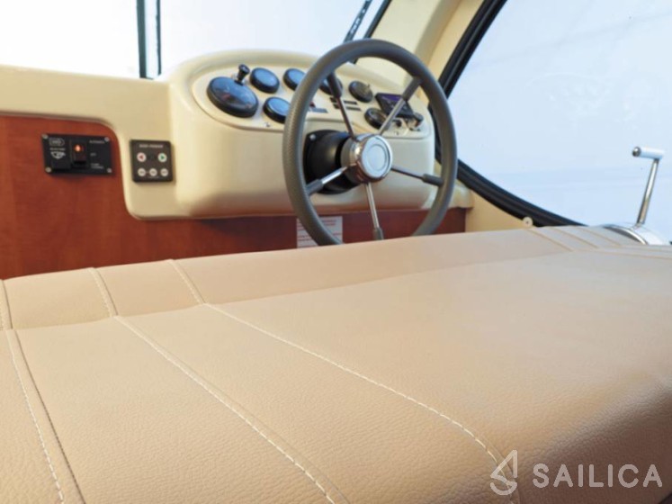 Estivale Quattro S - Yacht Charter Sailica