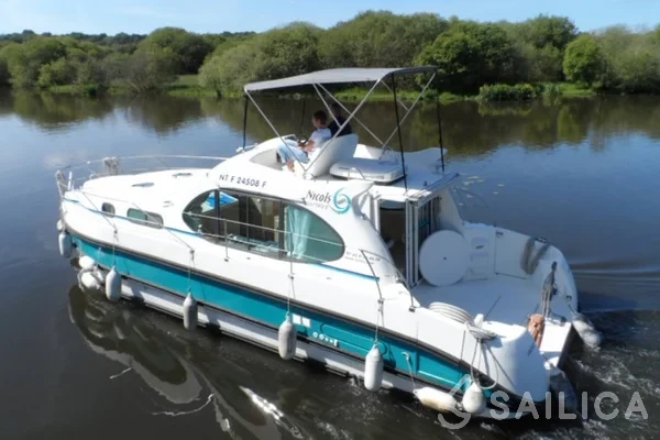 Estivale Quattro S - Yacht Charter Sailica