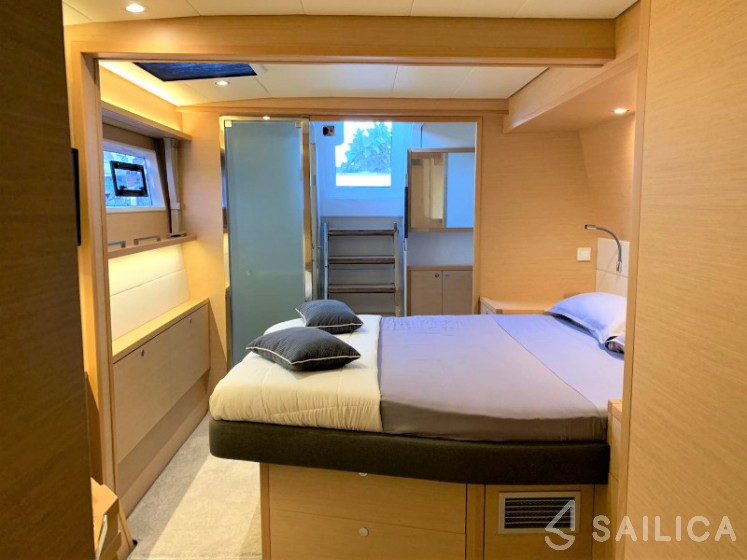 Lagoon 560 - Yacht Charter Sailica