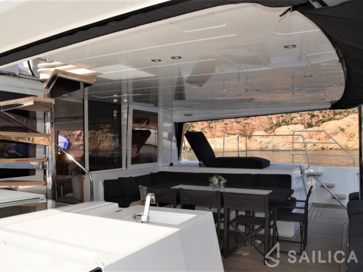 Lagoon 560 - Yacht Charter Sailica