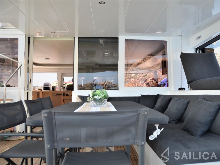 Lagoon 560 - Yacht Charter Sailica