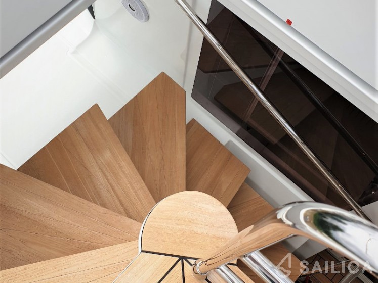 Lagoon 560 - Yacht Charter Sailica